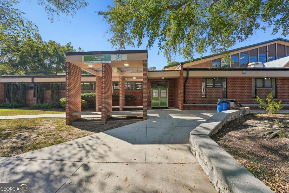 Lynwood Park - Residential