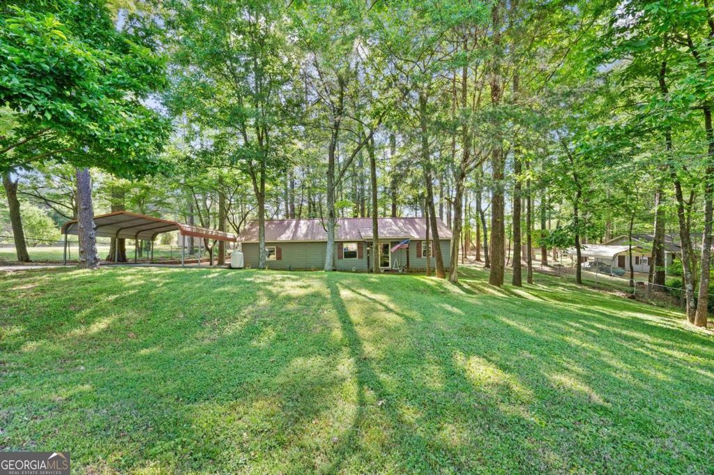 Photo of 704 Johnson Road SE, Adairsville, GA 30103 (MLS # 10736585)