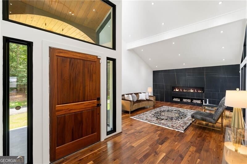 Photo of 4070 Whitewater Creek Road, Atlanta, GA 30327 (MLS # 10815023)