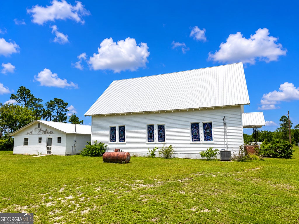 Photo of 239 Shelton Chapel Road, Lumber City, GA 31549 (MLS # 10804102)