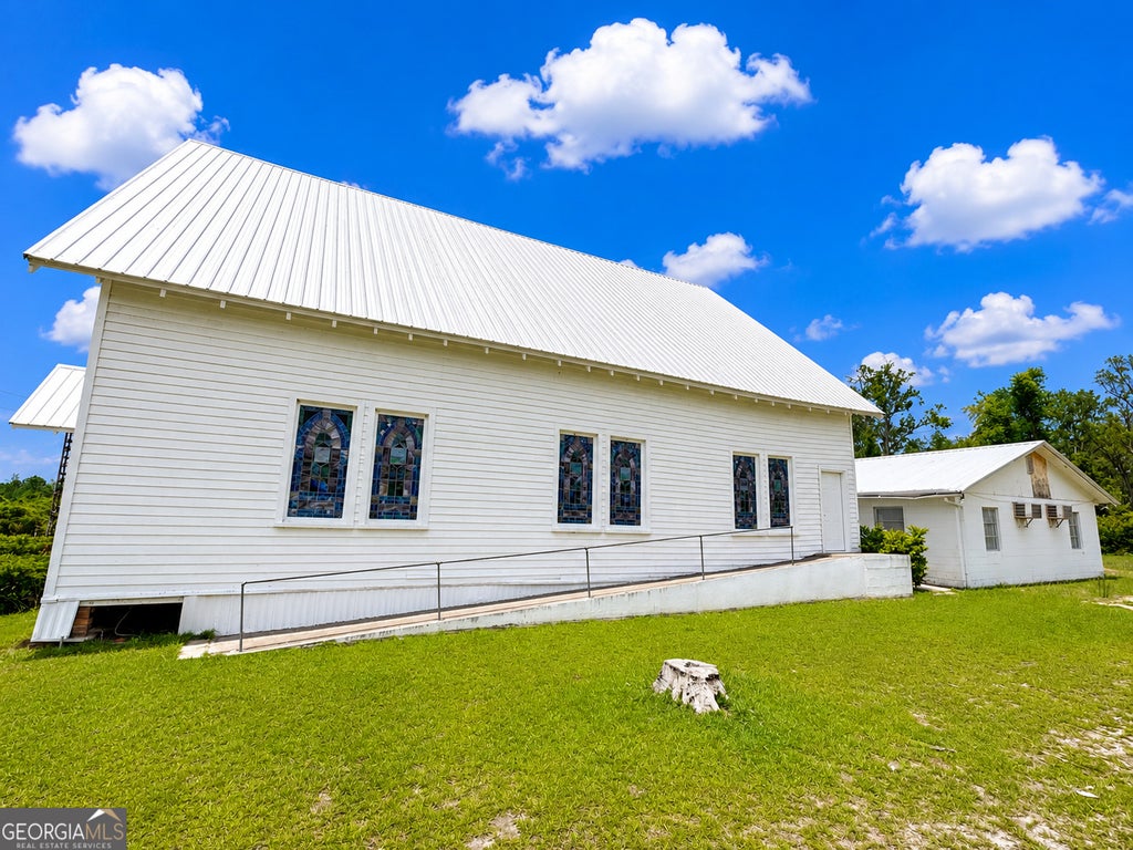 Photo of 239 Shelton Chapel Road, Lumber City, GA 31549 (MLS # 10804102)