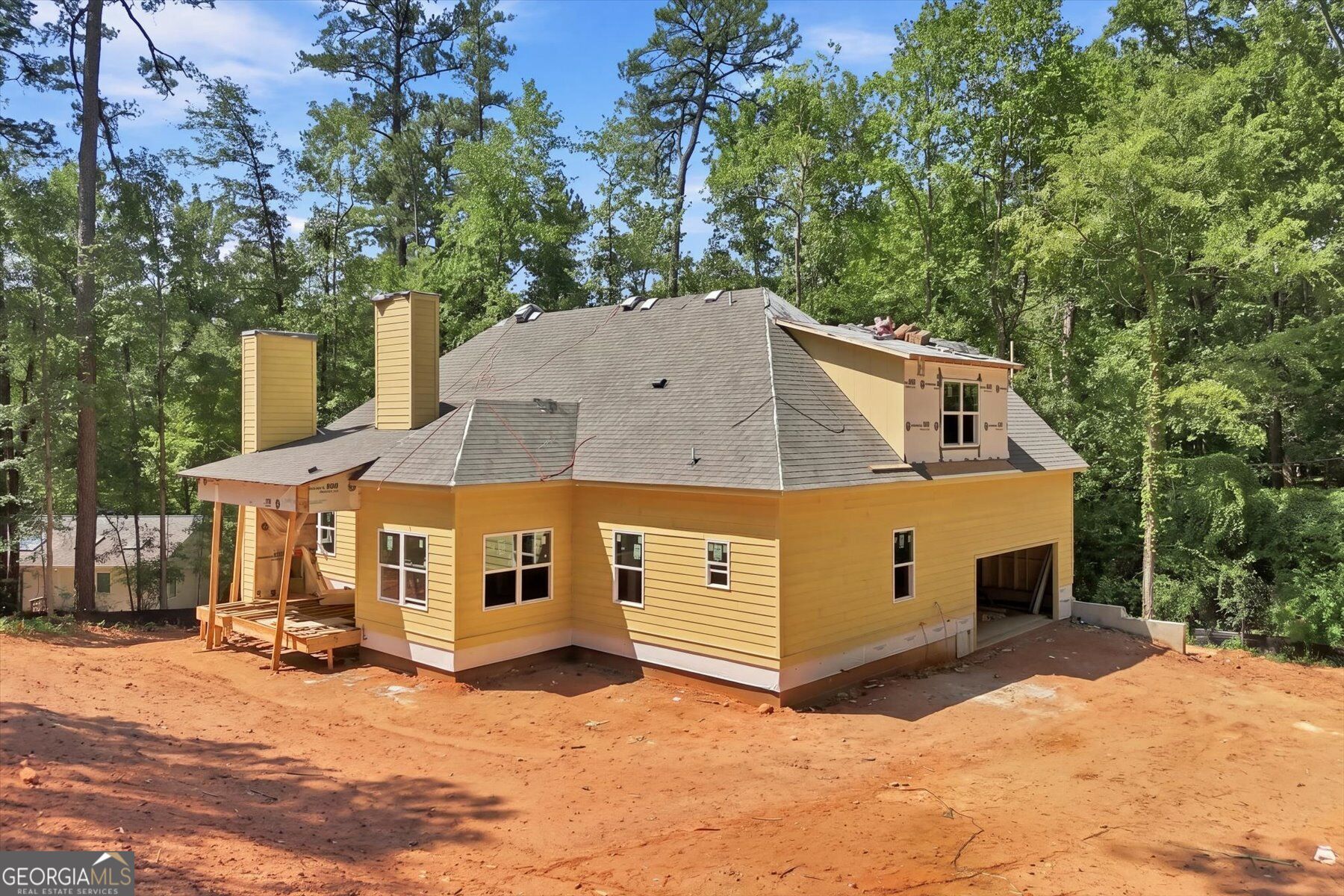 560 Fortson RD