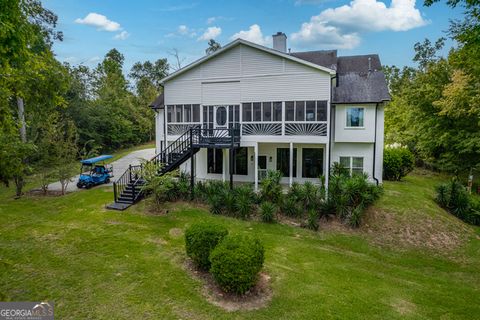 A home in Lizella