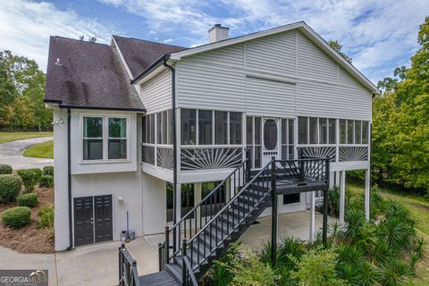 A home in Lizella