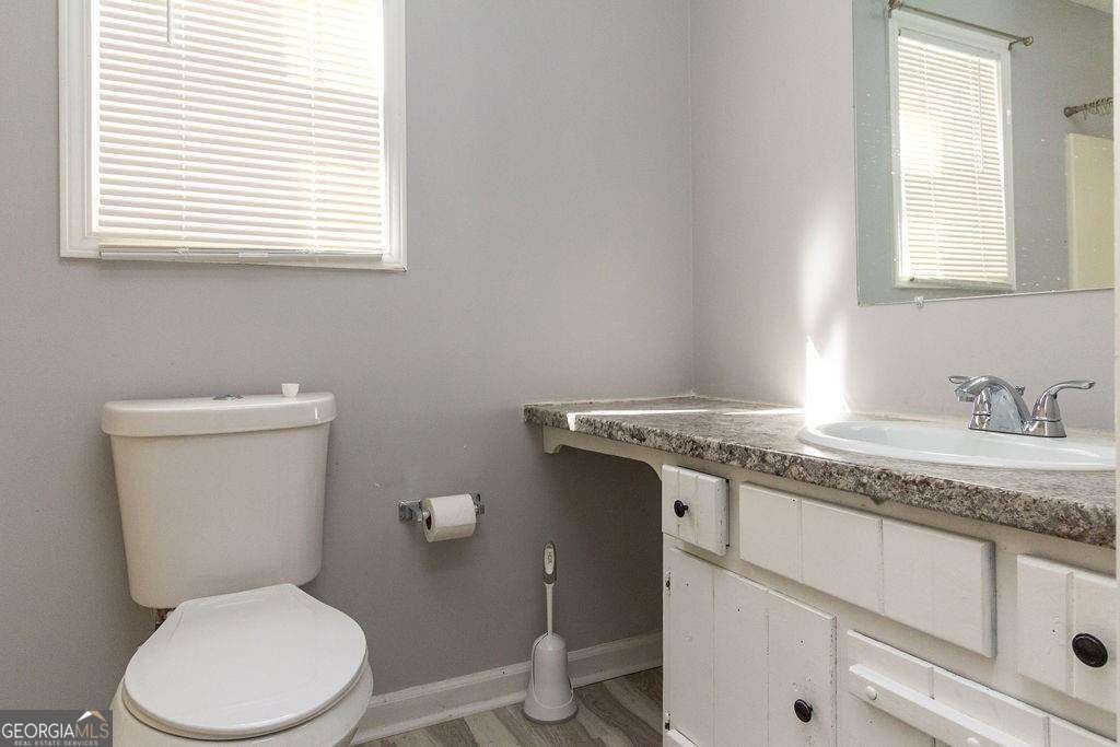 8697 Ashley WAY