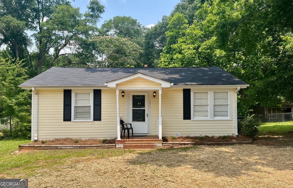 Photo of 1611 Piedmont Road, Griffin, GA 30224 (MLS # 10654310)