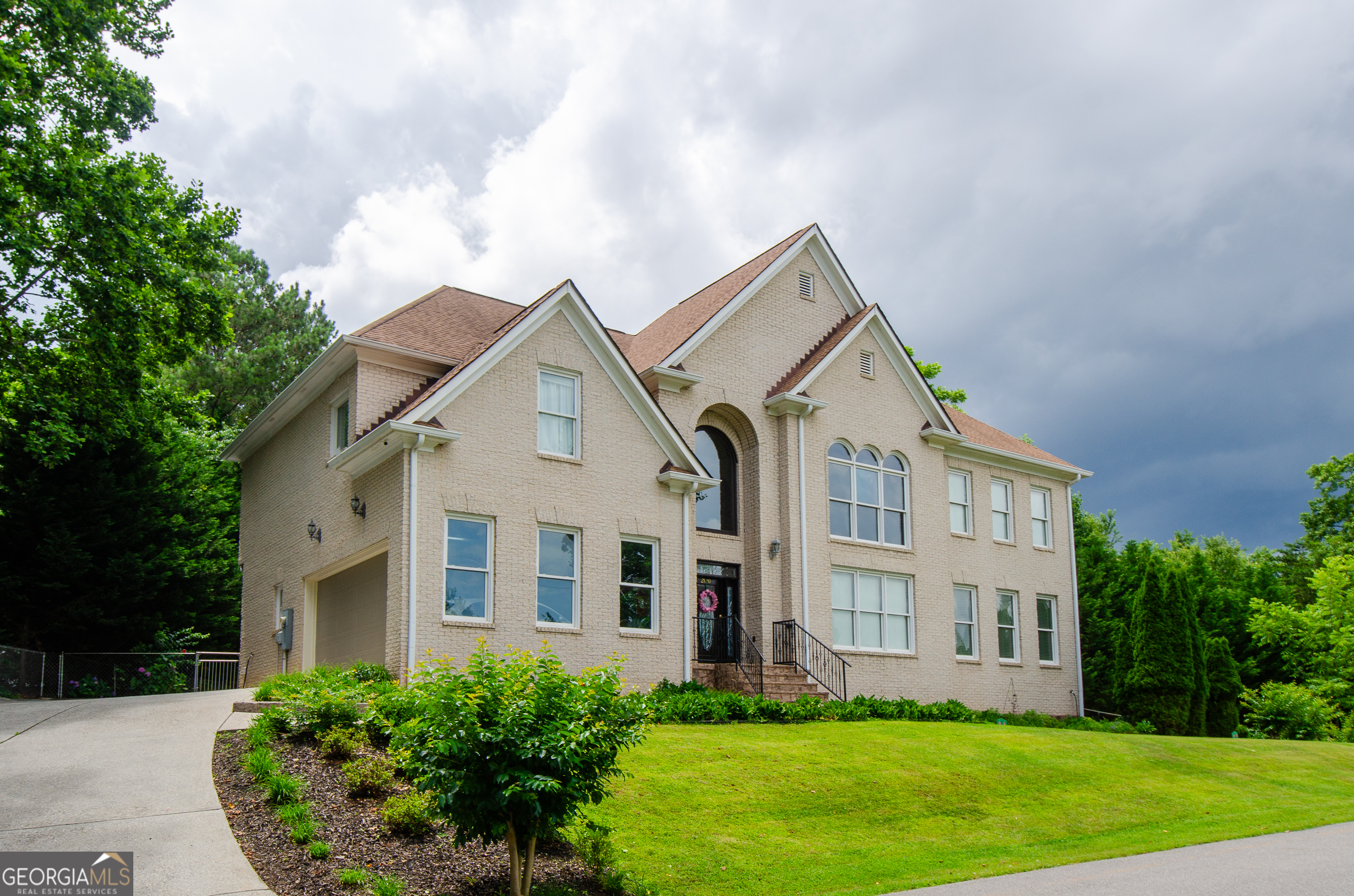 2120 Shaffer RD