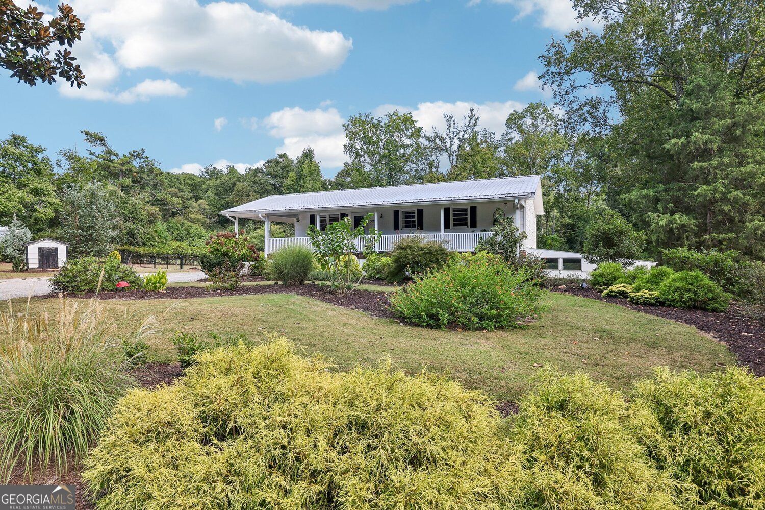 3011 Lawton LN