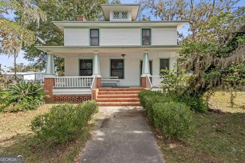 A home in Folkston