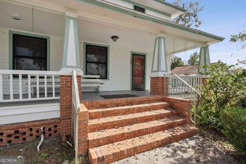 A home in Folkston