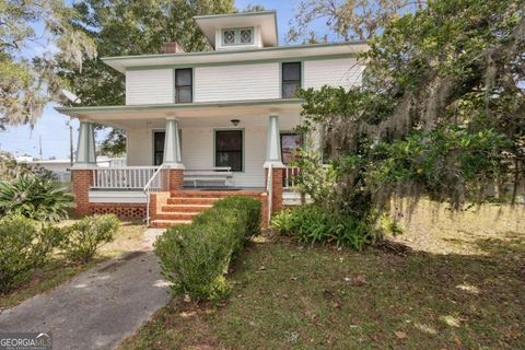 A home in Folkston