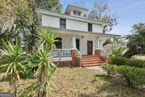 A home in Folkston