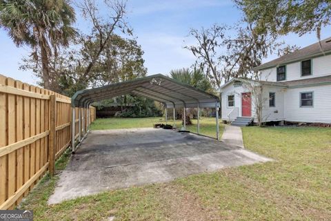 A home in Folkston