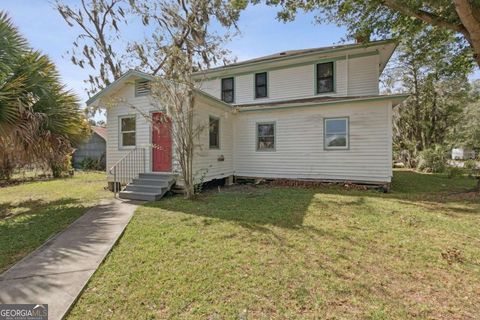 A home in Folkston