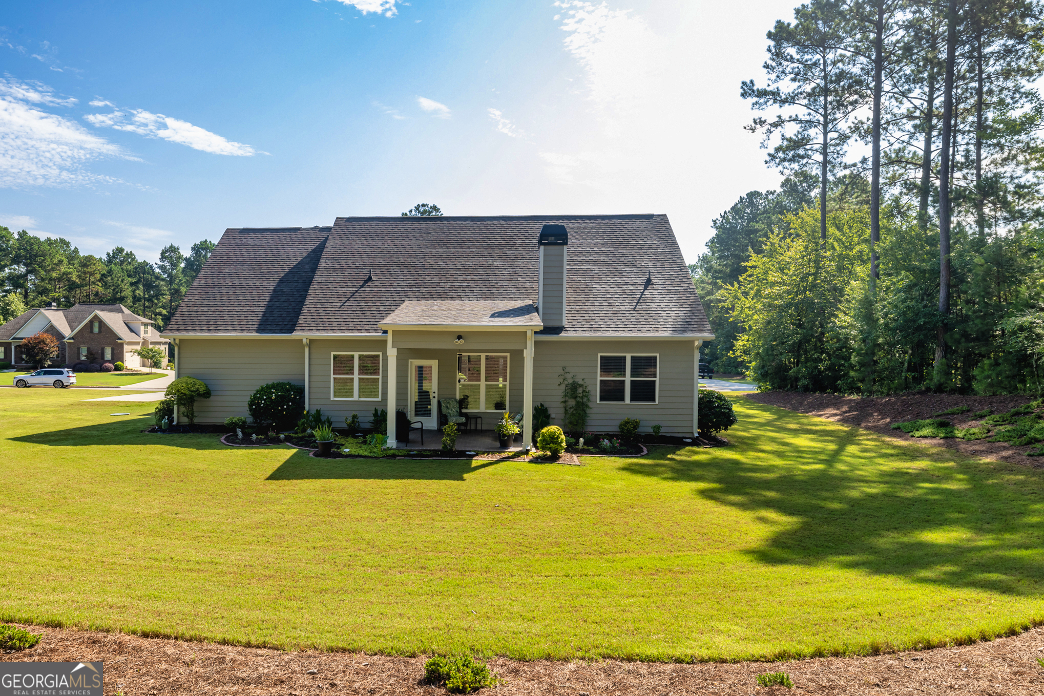 Senoia, Georgia 30276, United States, 4 Bedrooms Bedrooms, ,3 BathroomsBathrooms,Residential,Active,184543