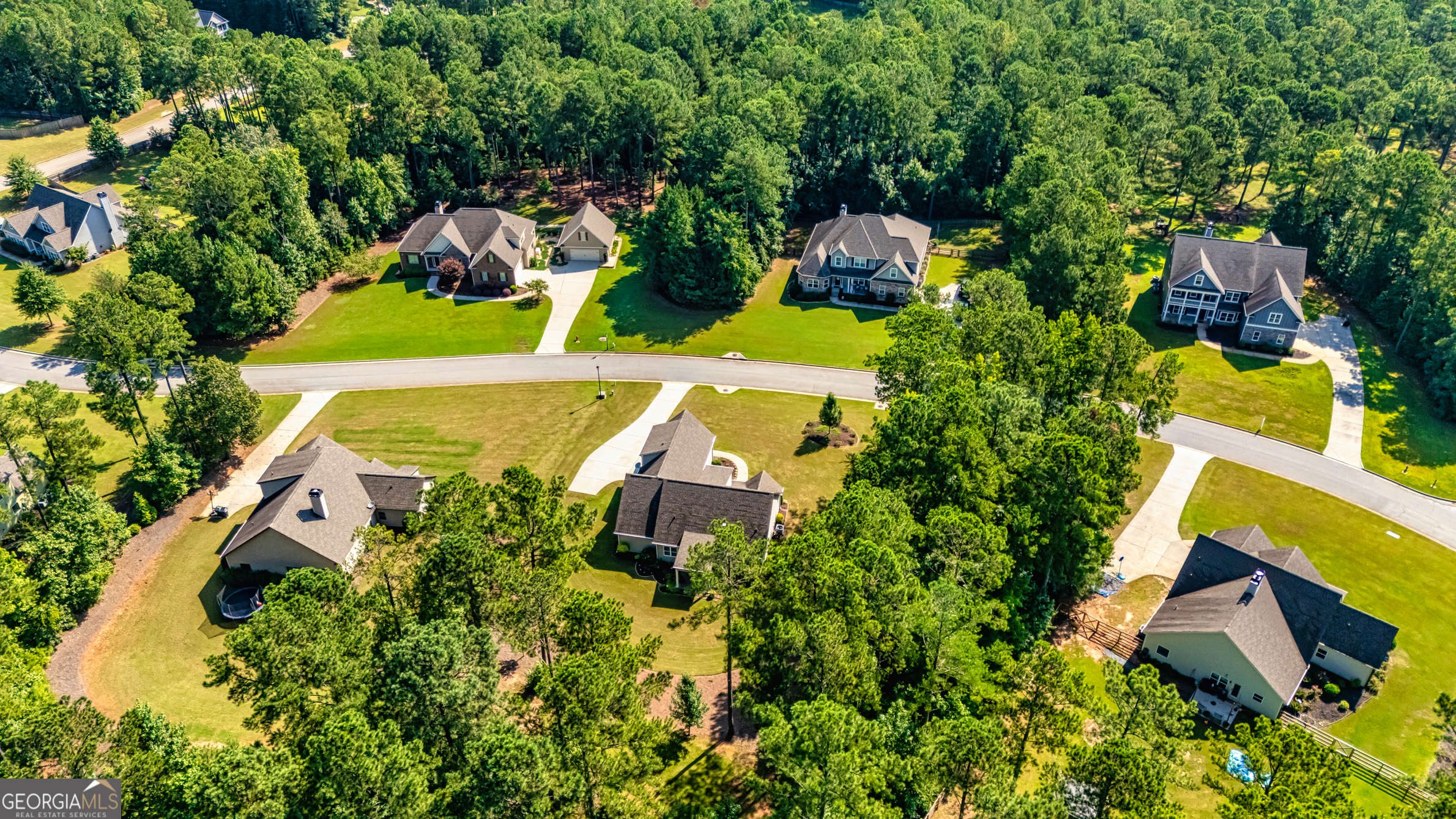 Senoia, Georgia 30276, United States, 4 Bedrooms Bedrooms, ,3 BathroomsBathrooms,Residential,Active,184543