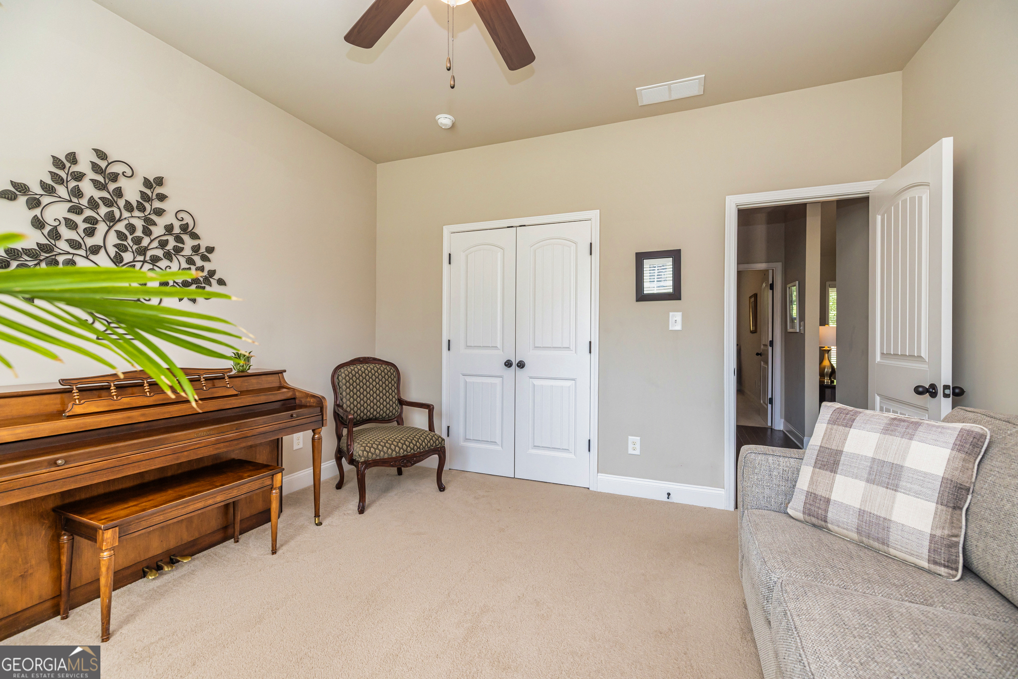 Senoia, Georgia 30276, United States, 4 Bedrooms Bedrooms, ,3 BathroomsBathrooms,Residential,Active,184543