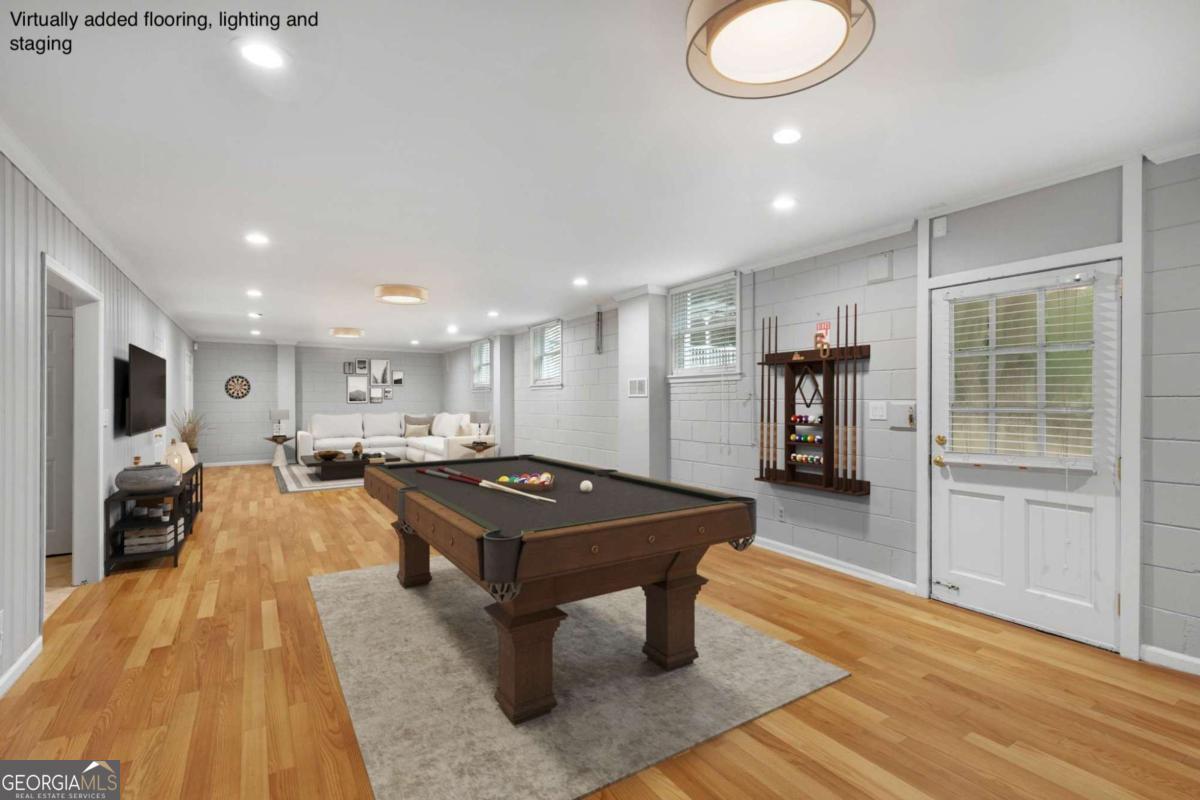 Fair Oaks Manor - Residential