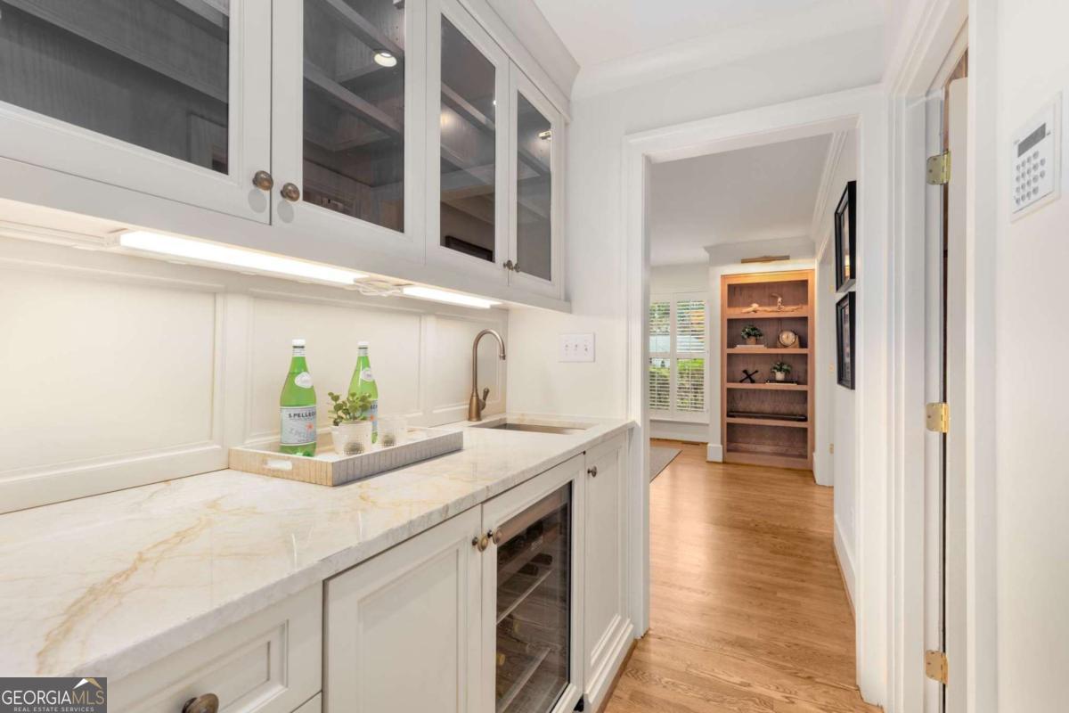 Fair Oaks Manor - Residential