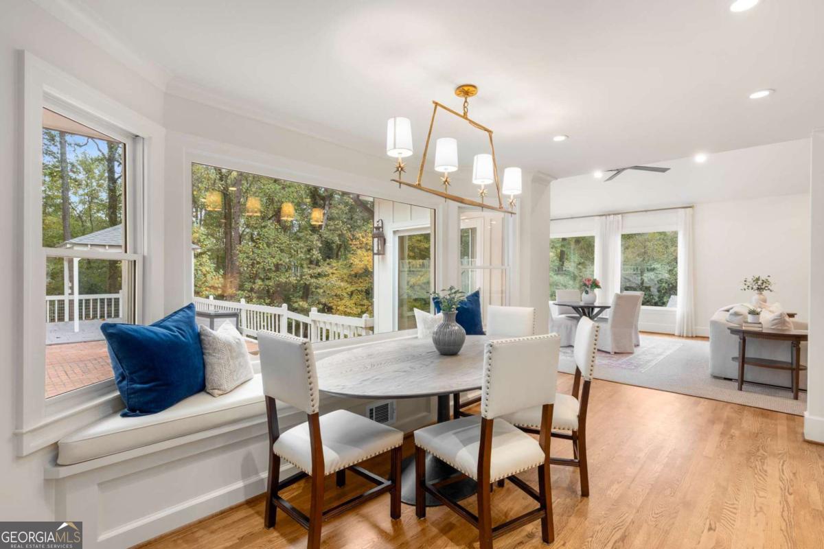 Fair Oaks Manor - Residential