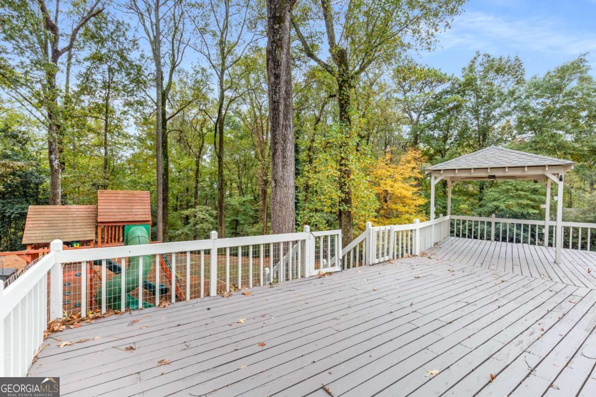 Fair Oaks Manor - Residential