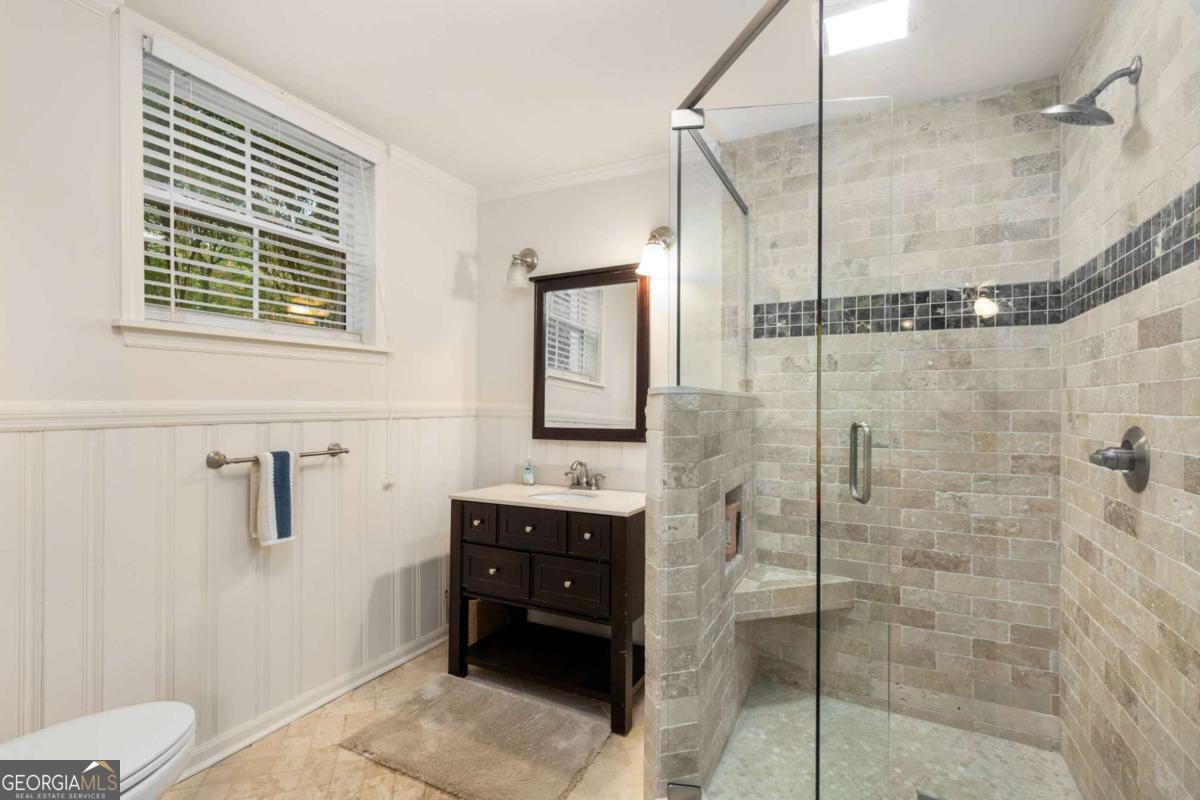 Fair Oaks Manor - Residential