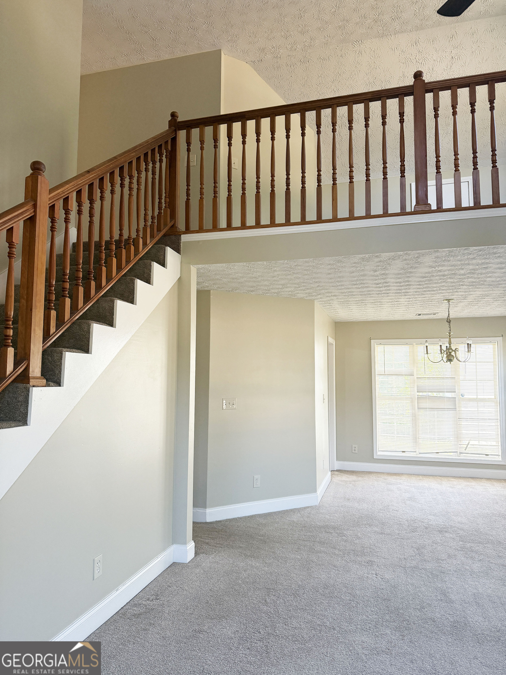 8843 Fayetteville RD