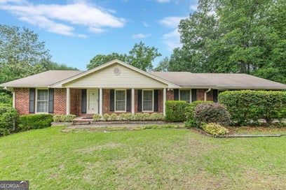 9268 Choctaw CT Jonesboro GA 30236