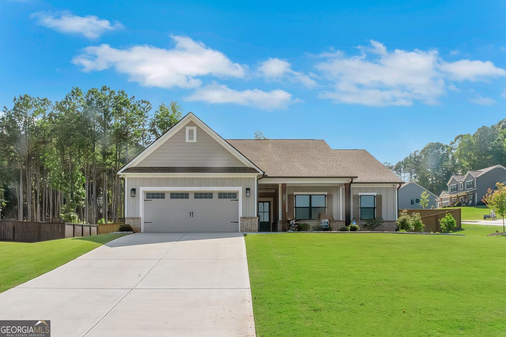 Photo of 1091 Red Oak Place, Loganville, GA 30052 (MLS # 10799063)