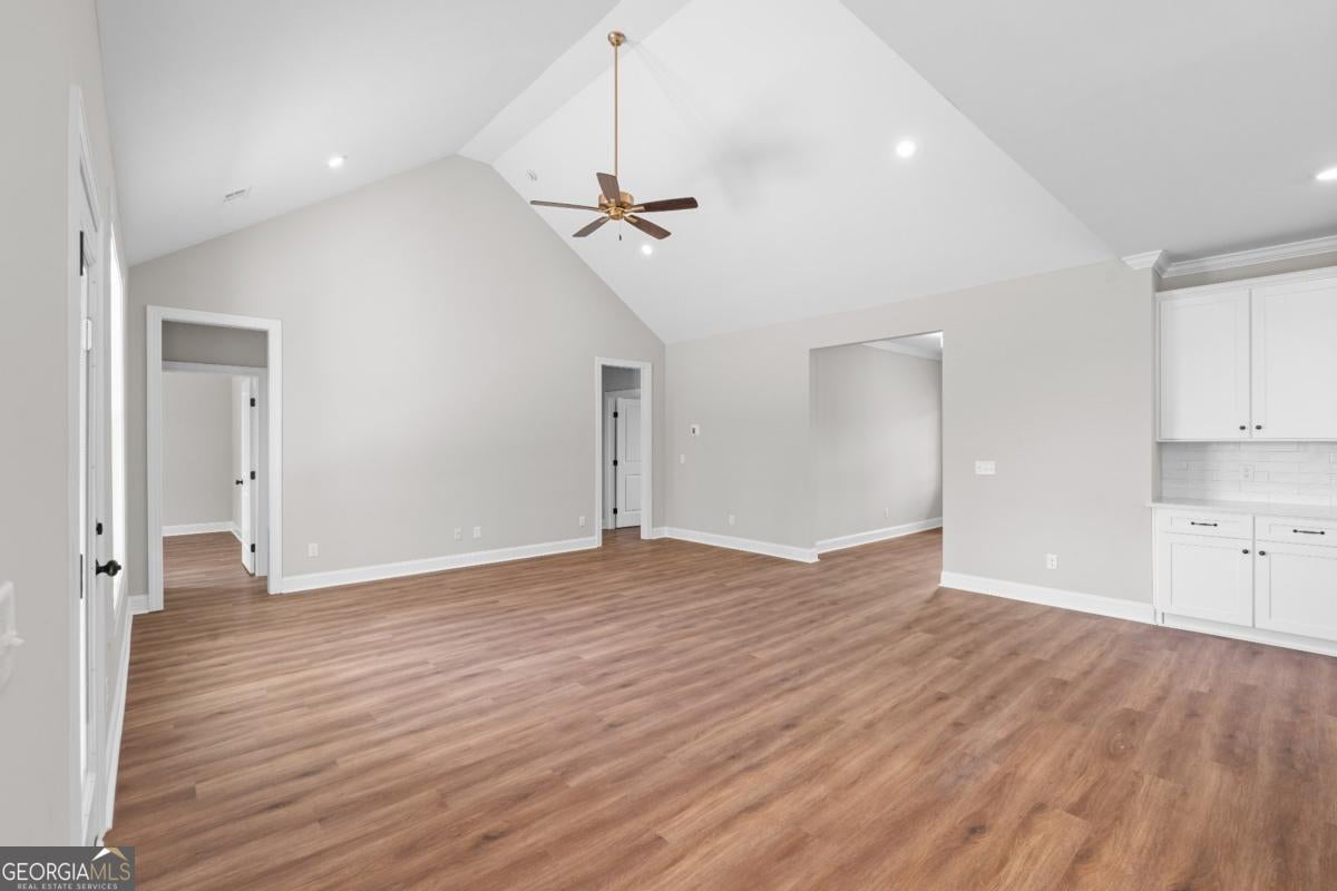 9 Honeysuckle DR