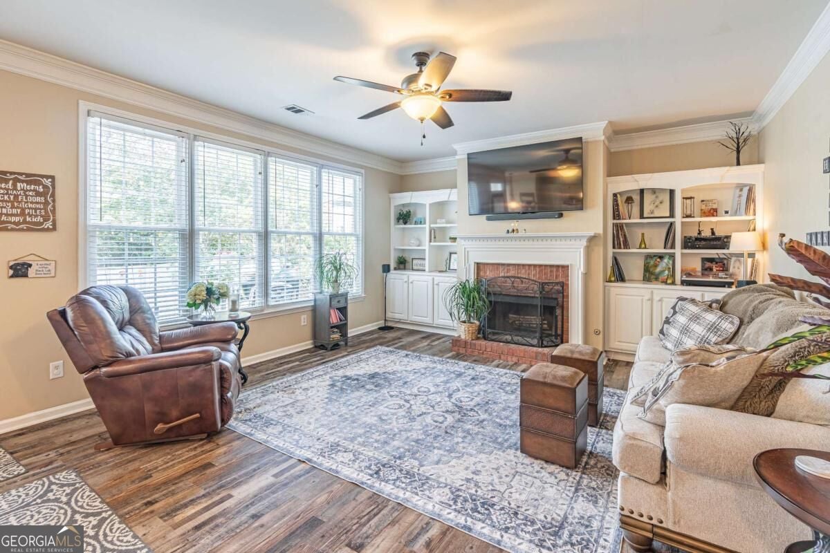 3464 Coopers Mill CT