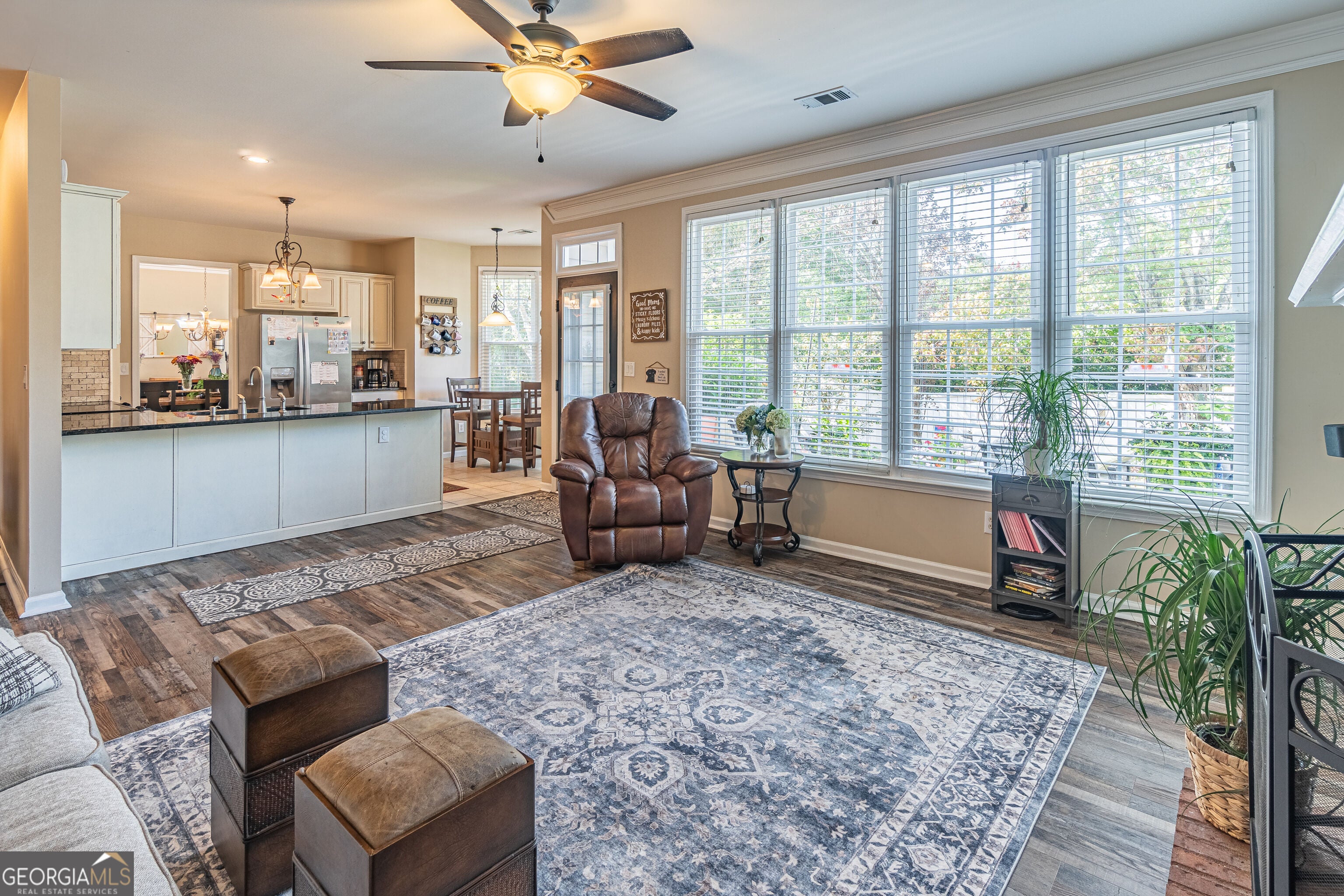 3464 Coopers Mill CT