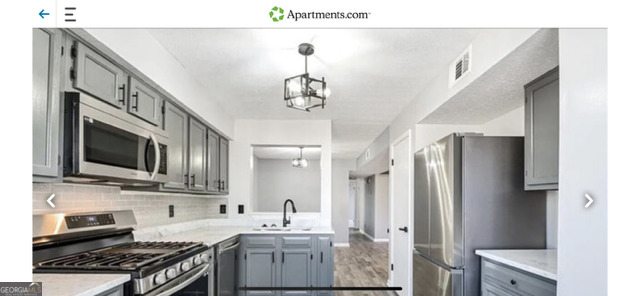 9453 Cypress LN