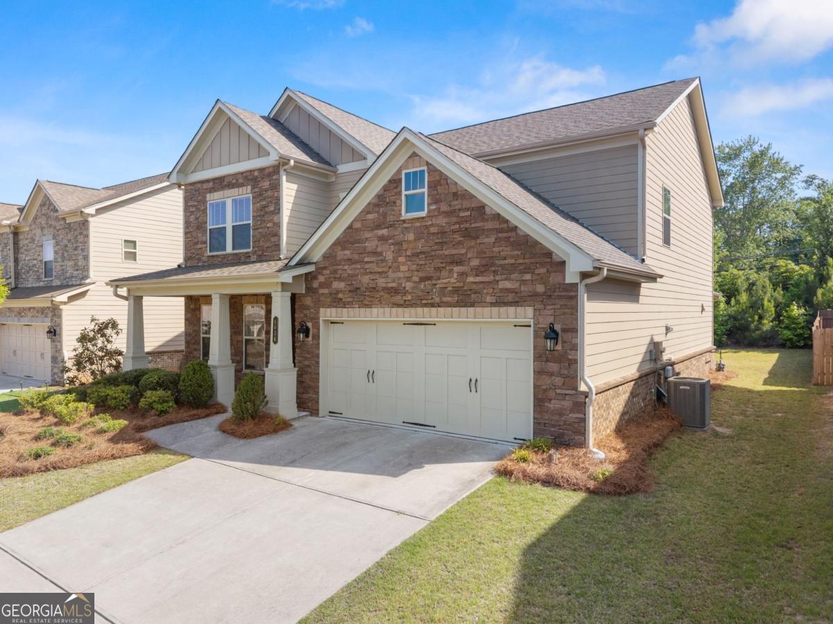 4636 Leader LN