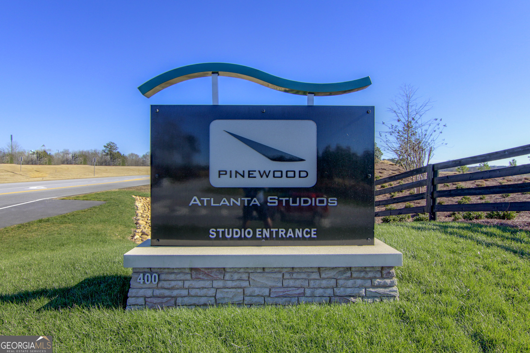 Fayetteville, Georgia 30215, United States, 4 Bedrooms Bedrooms, ,4 BathroomsBathrooms,Residential,Pending,2781