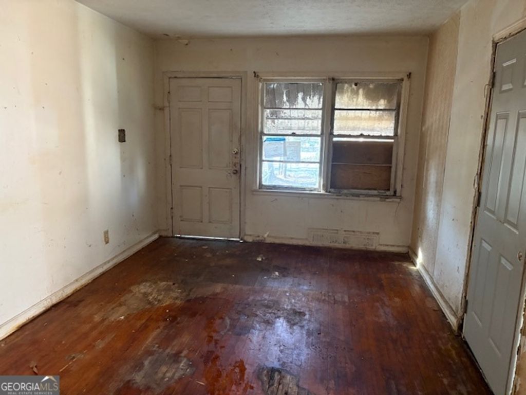 Photo of 1168 Dolphin Drive SW, Atlanta, GA 30311 (MLS # 10660447)