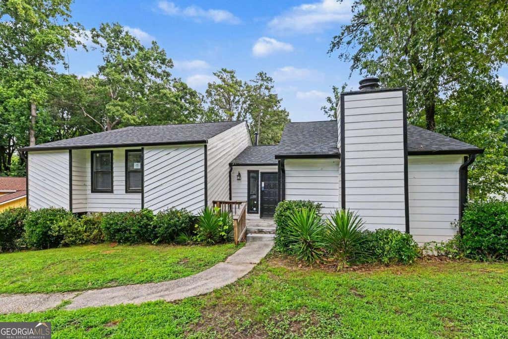 Photo of 1144 Cedar Log Place, Austell, GA 30168 (MLS # 10826835)