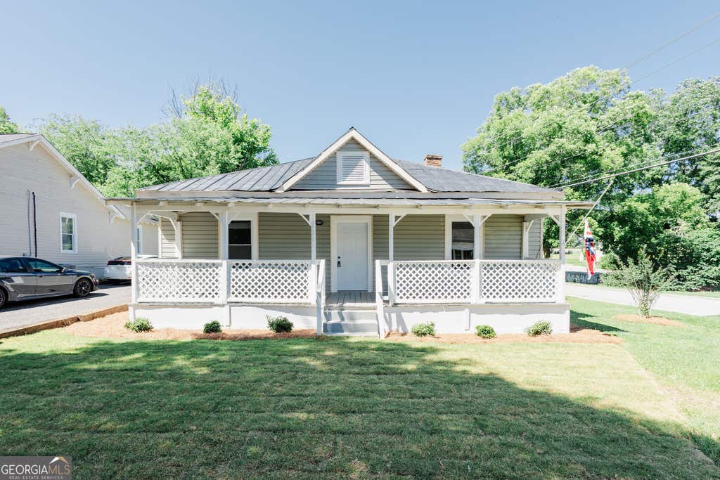 Photo of 732 Williams Street, Griffin, GA 30223 (MLS # 10819281)
