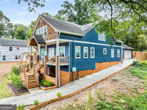 Photo of 1985 Lois Place NW, Atlanta, GA 30318 (MLS # 10619506)