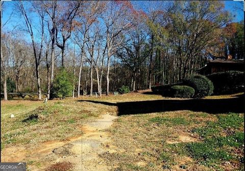 Photo of 11 Quail Run, Decatur, GA 30035 (MLS # 10723441)