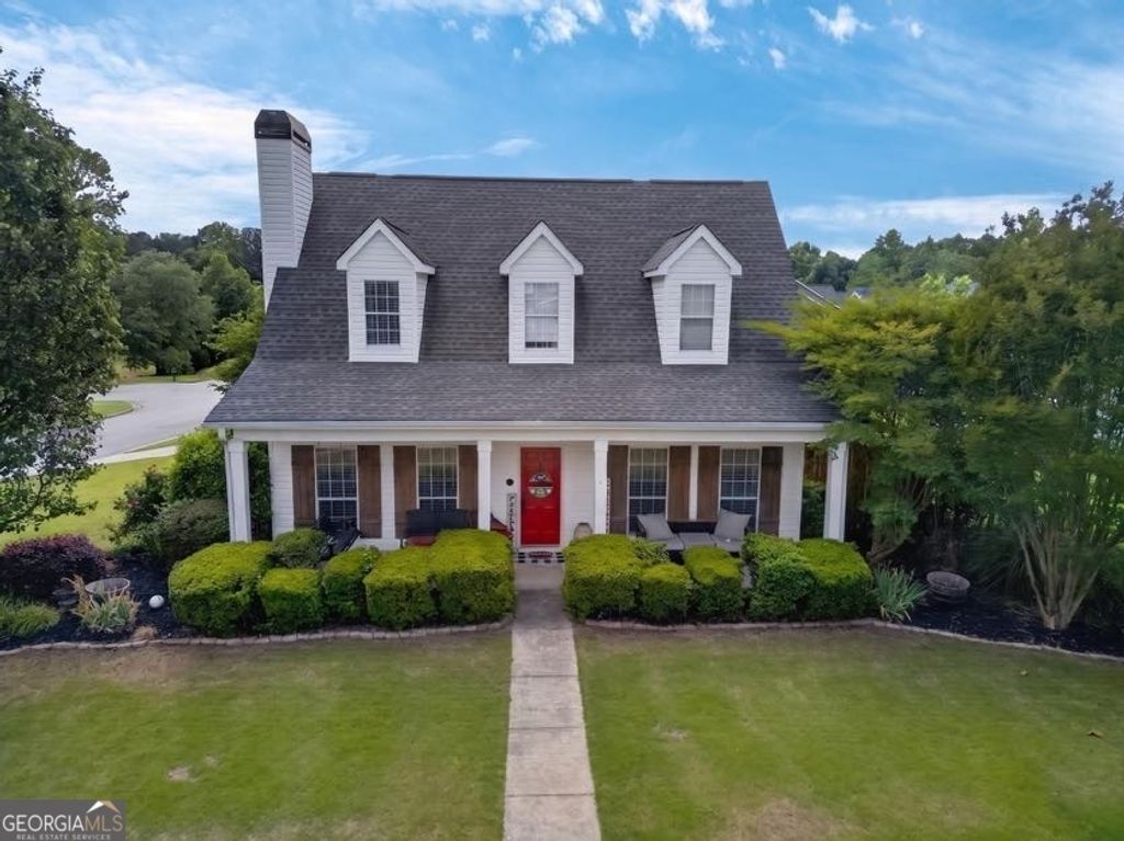 Photo of 200 Meadow Lake Drive, Carrollton, GA 30116 (MLS # 10763199)
