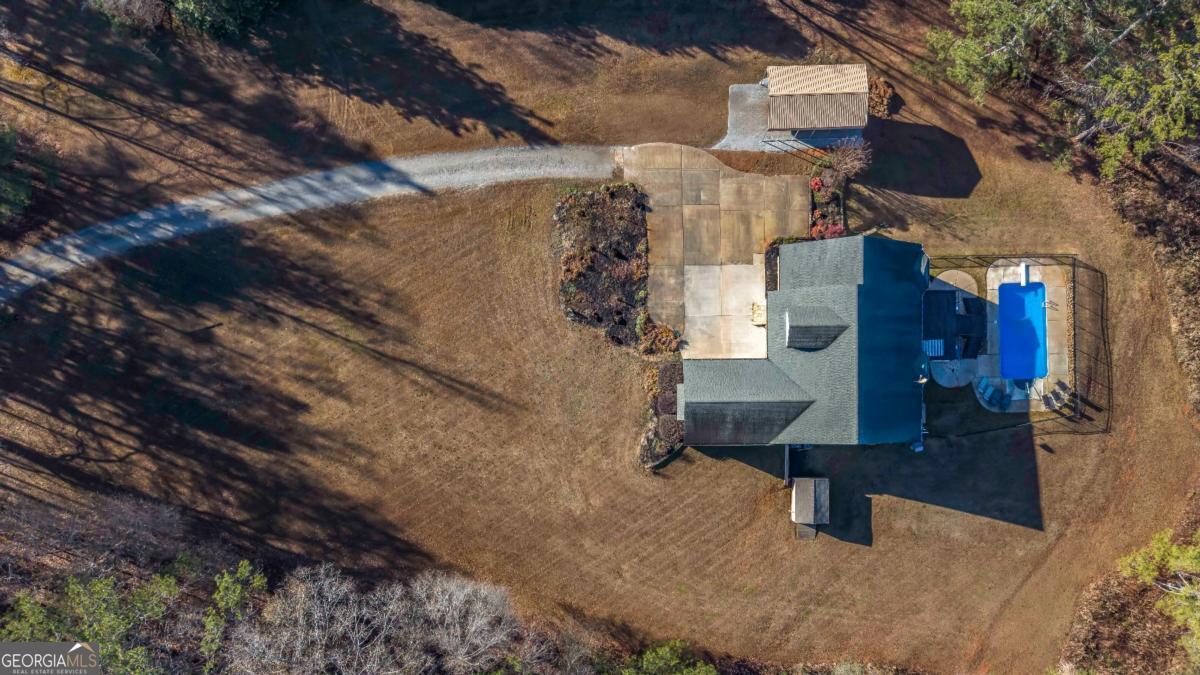 1053 Whooping Creek Church RD