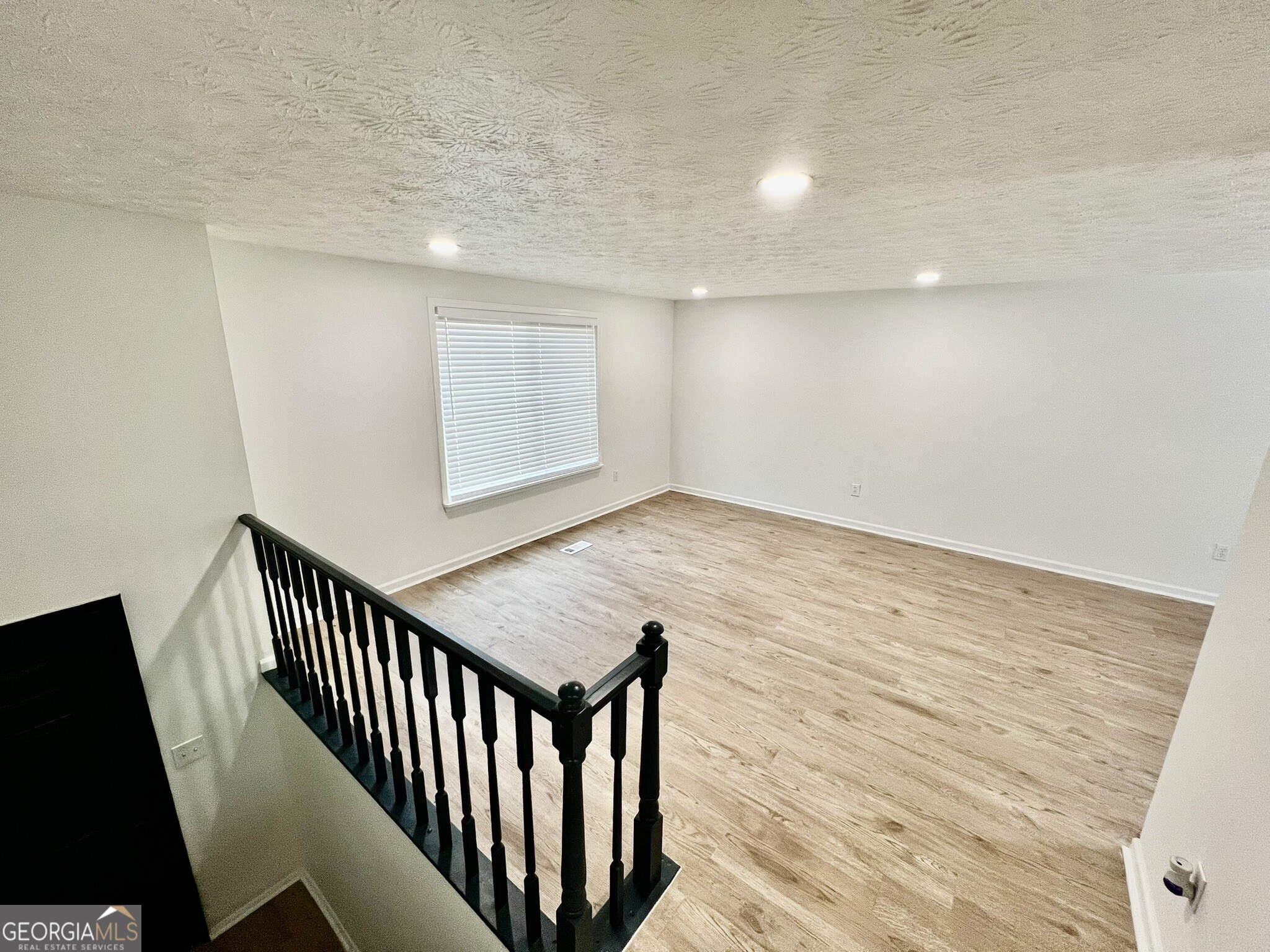 6740 WINDFAIRE DR