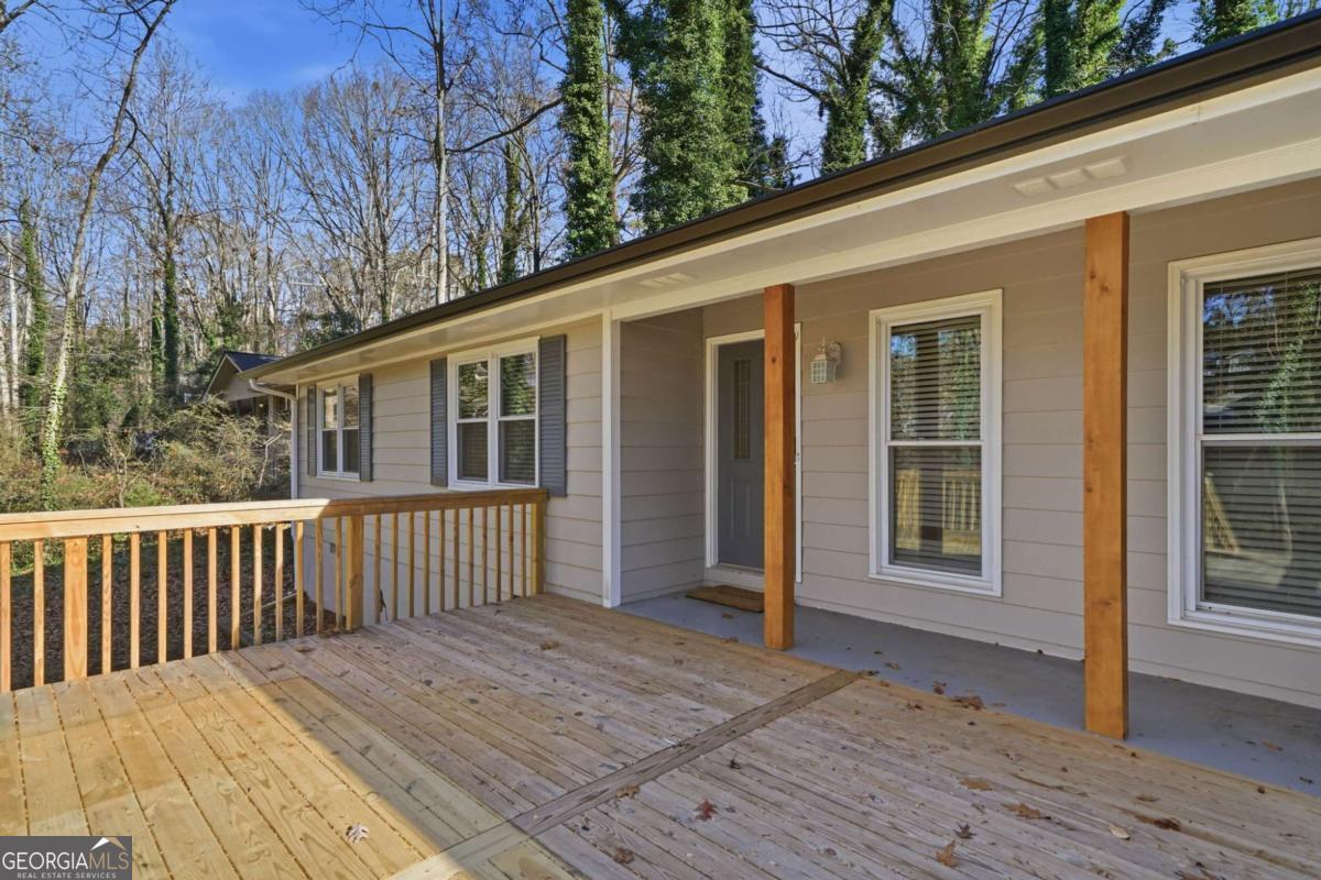 111 John Christopher DR