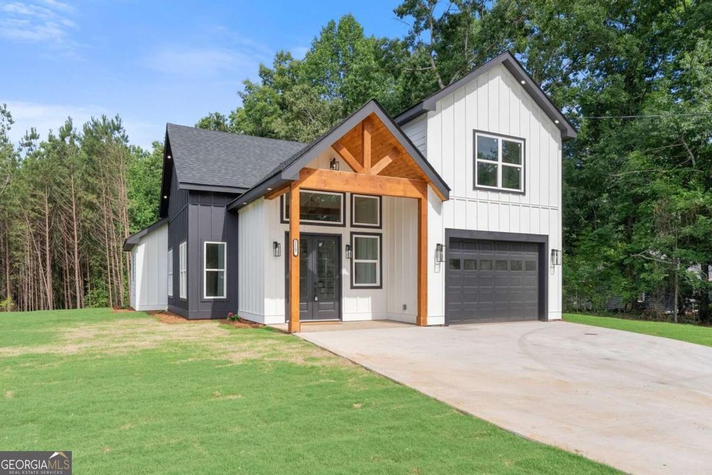 Photo of 3115 Heritage Crossing Drive, Buford, GA 30519 (MLS # 10774828)