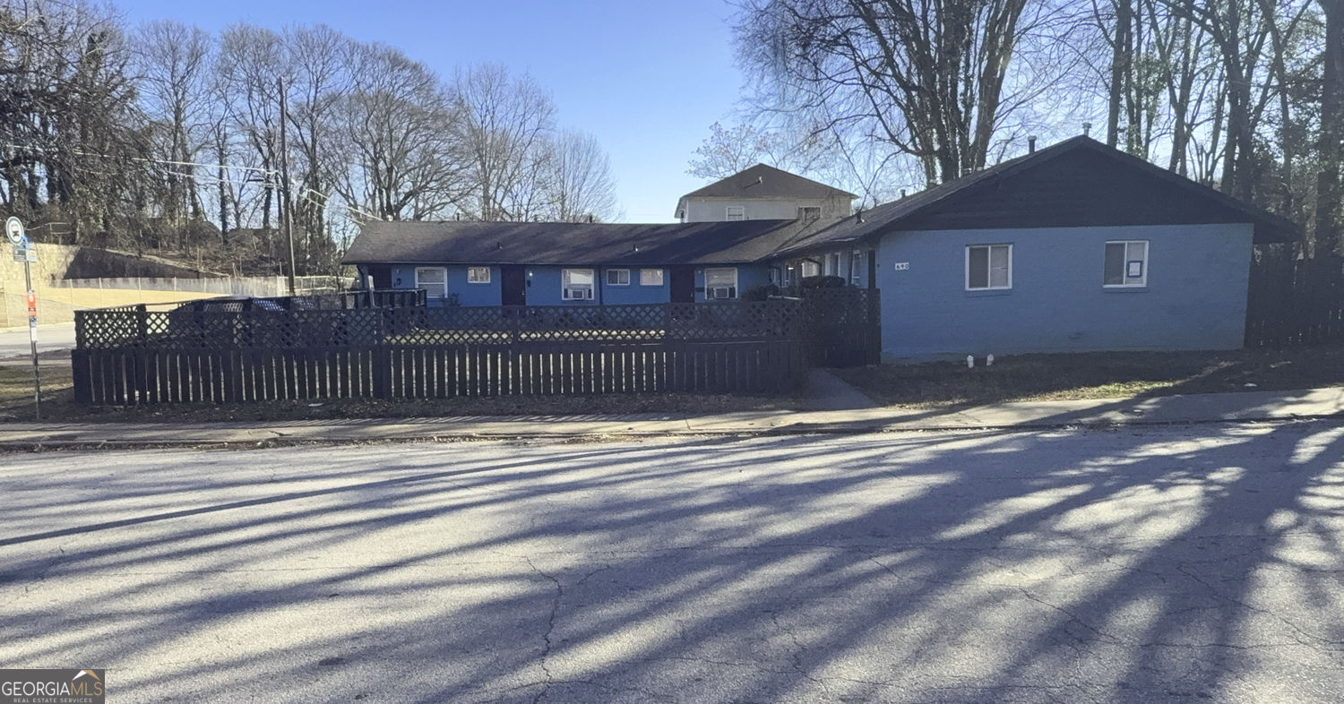 690 Cameron Madison Alexander BLVD NW