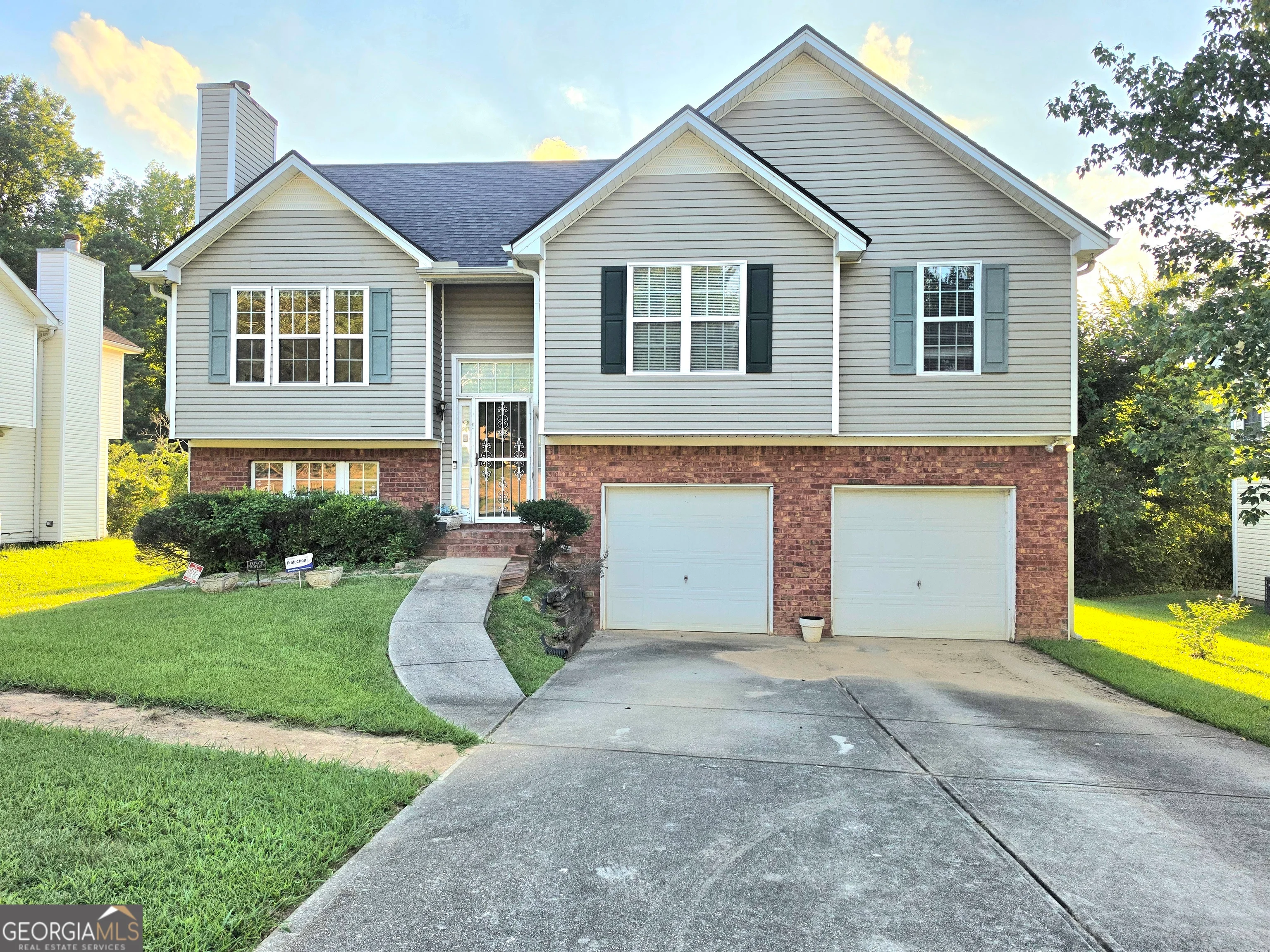 1991 Sandlake Drive SW