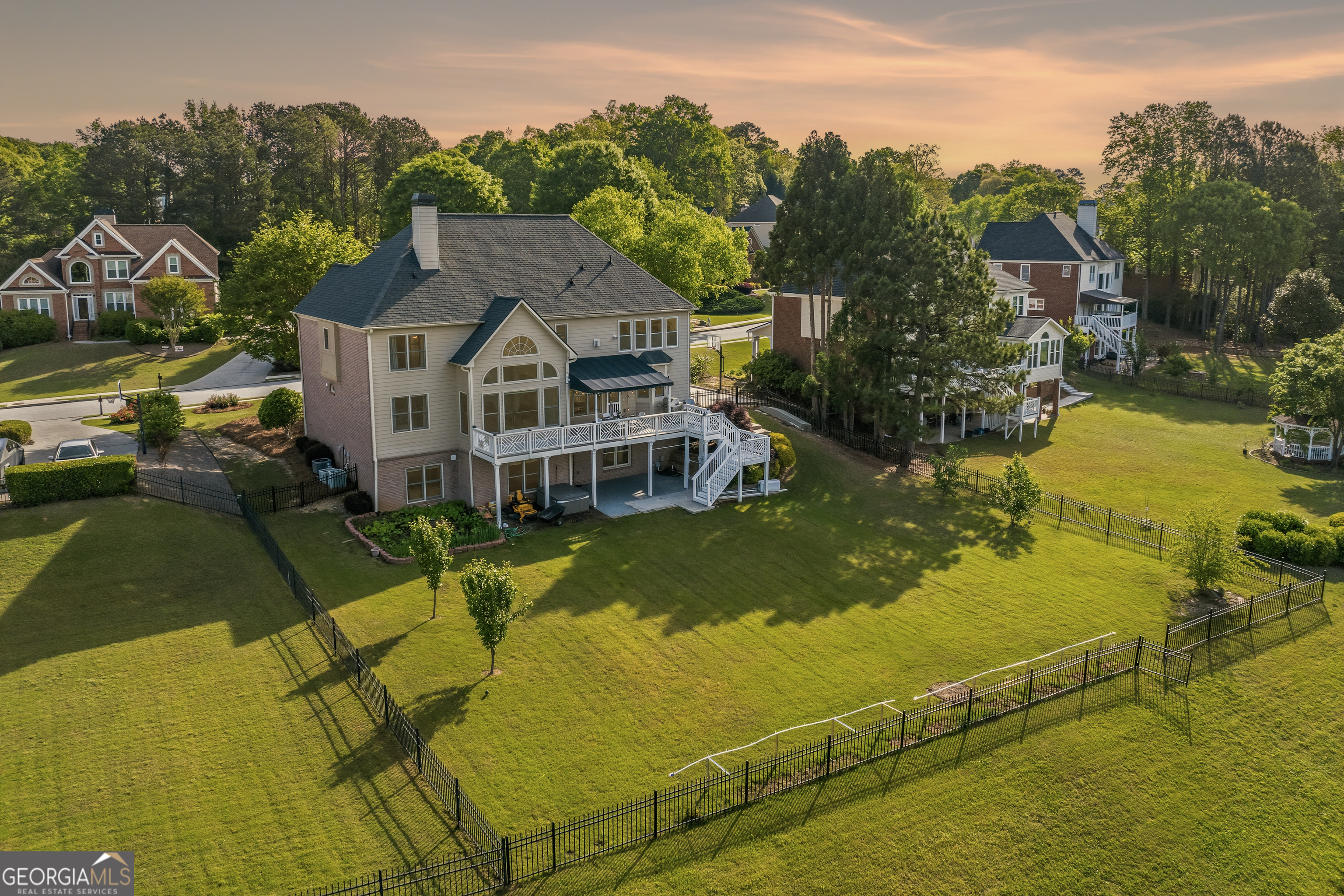 1718 Mulberry Lake DR