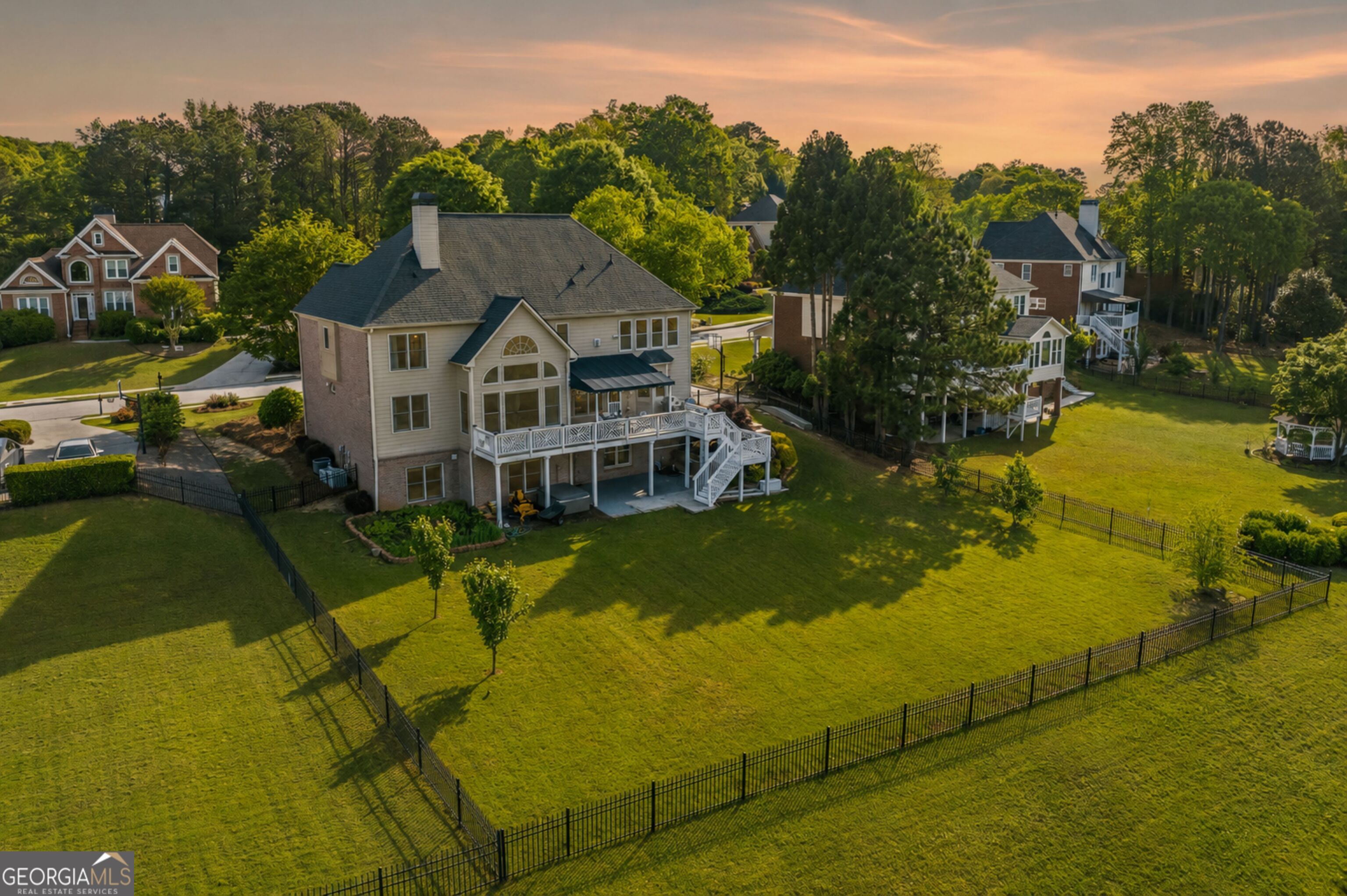 1718 Mulberry Lake DR