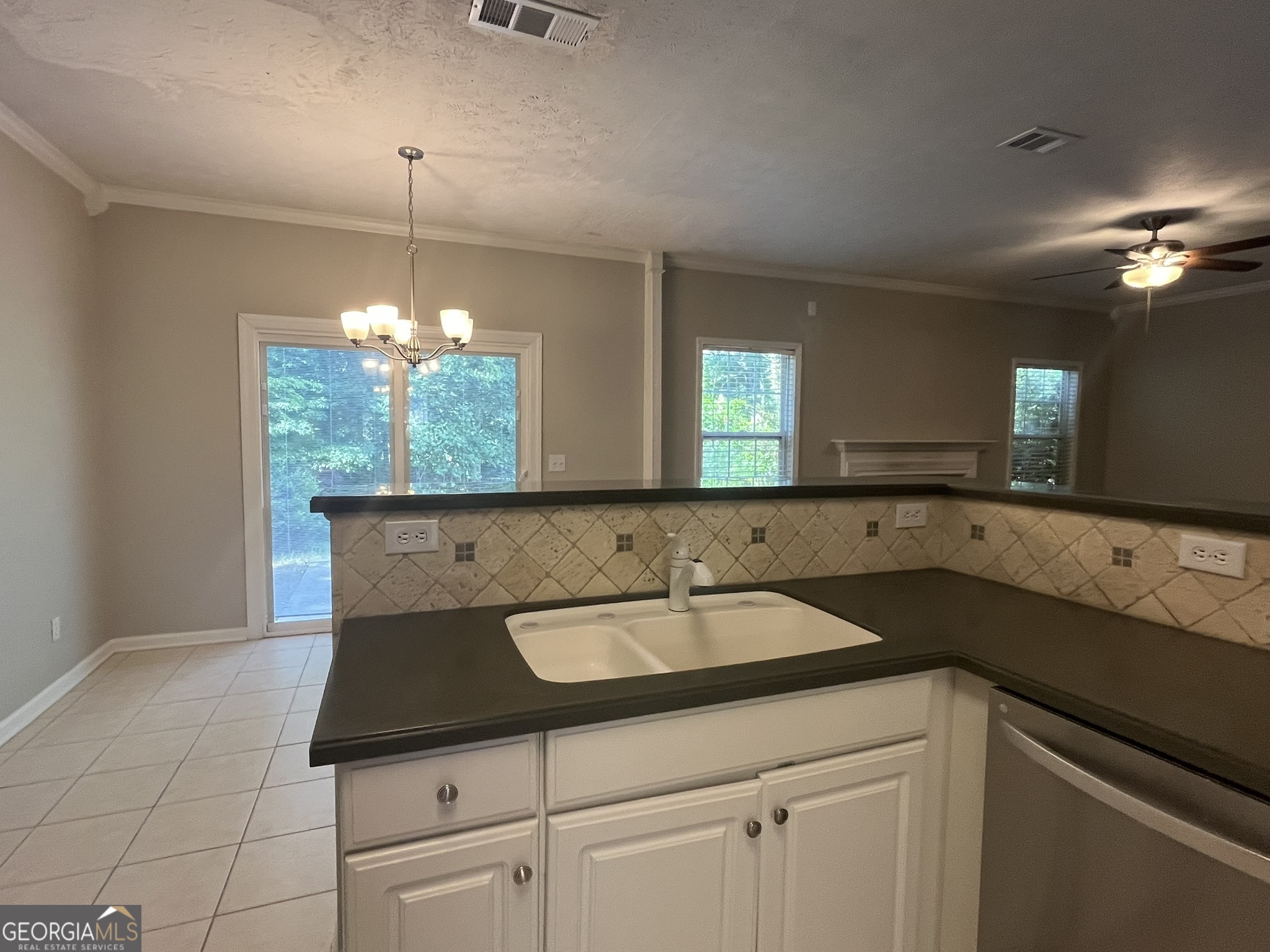 Lauren Hall - Residential Lease
